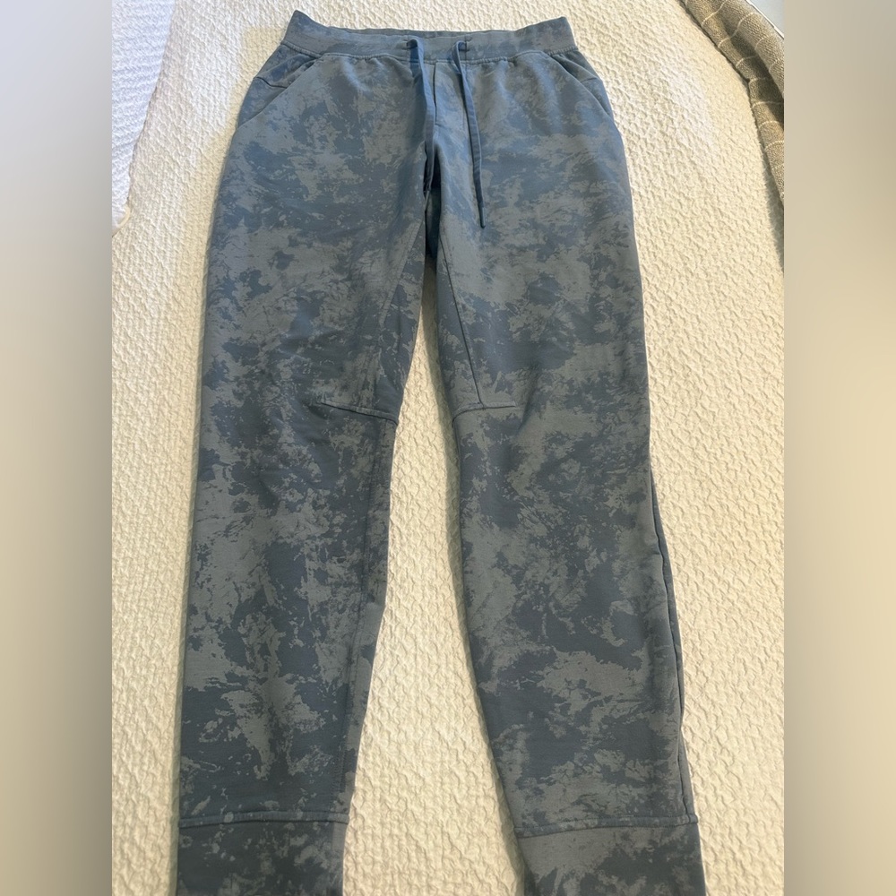 Lululemon joggers
